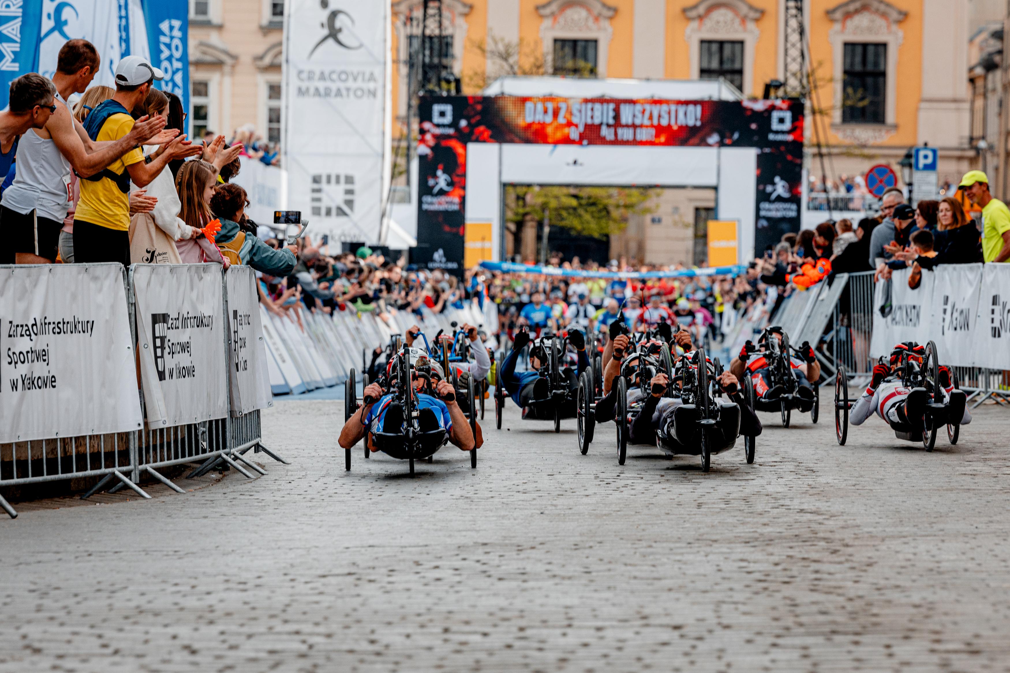 21. Cracovia Maraton dla Zawodników z niepełnosprawnościami startującymi na wózkach. Fot. Tomek Śmietana /Archiwum Zarządu Infrastruktury Sportowej w Krakowie